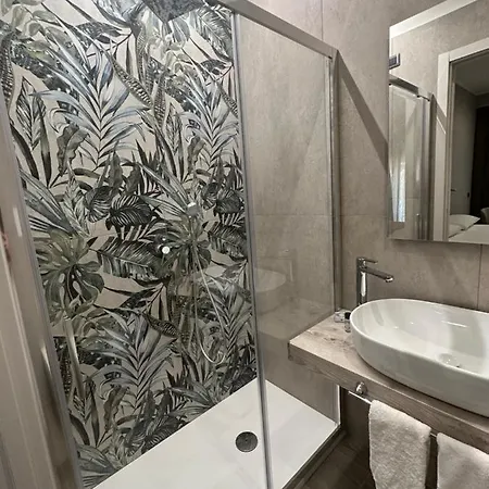 Sanem Luxury B&B 지오이아 타우로